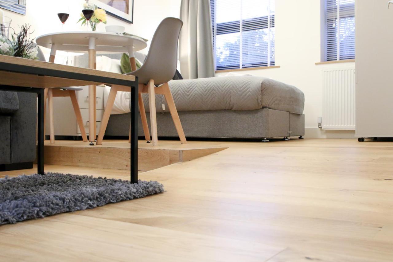 Lovely Studio Apartment With Access For Wheel-Chairs In Sydenham لندن المظهر الخارجي الصورة